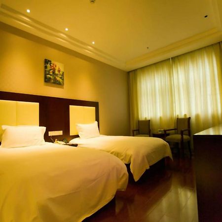 Greentree Inn Shanghai Zhongshan Hutai Hotel Extérieur photo