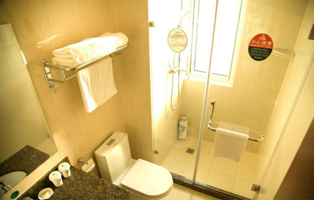 Greentree Inn Shanghai Zhongshan Hutai Hotel Extérieur photo